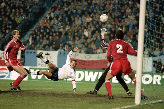 Soccer – European Championships Qualifier – Poland v England