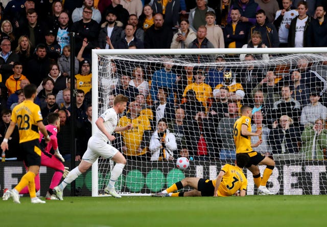 Kevin De Bruyne scores his second goal of the game