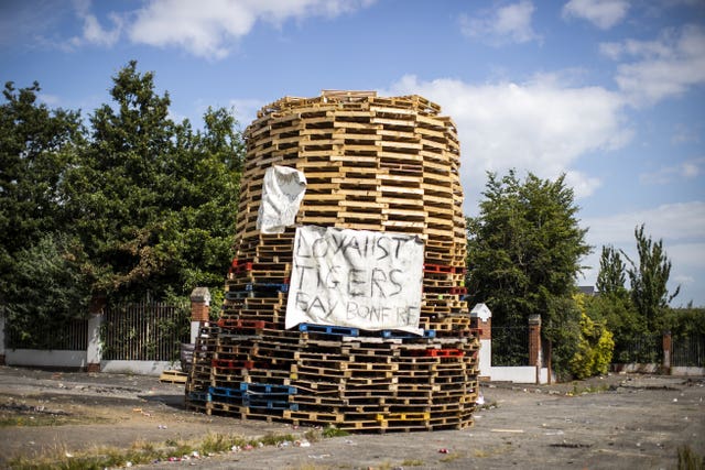 Battle of the Boyne bonfires