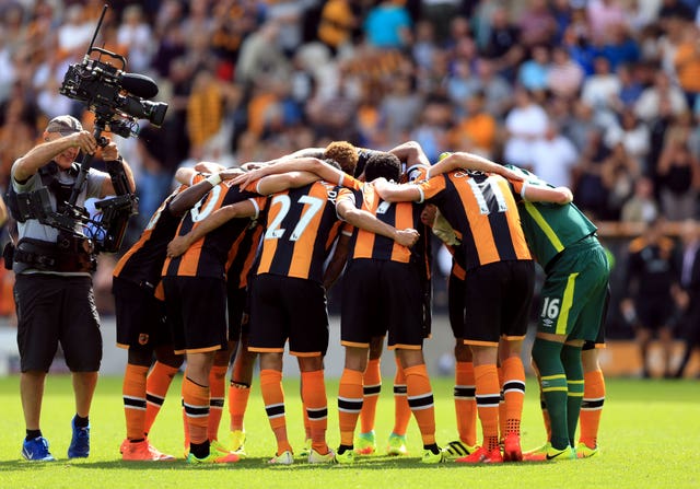 Hull players celebrate after beating champions Leicester on the opening day of the 2016/17 season