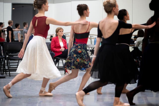 First Minister visit to Scottish Ballet