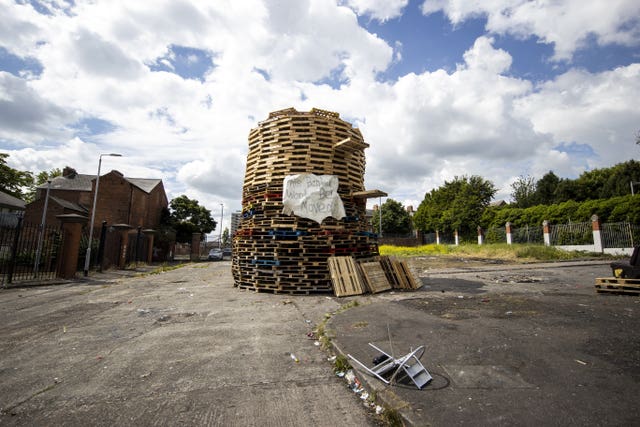 Battle of the Boyne bonfires