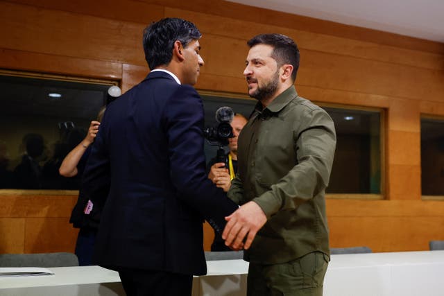 Rishi Sunak and Volodymyr Zelensky