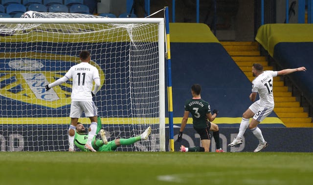 Stuart Dallas scores