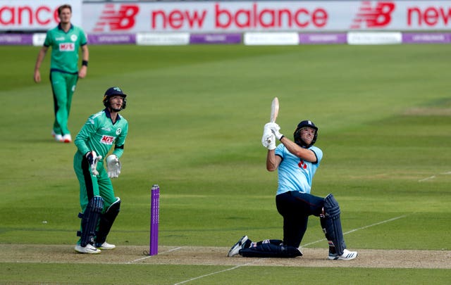 David Willey hits a six on his way to a quickfire half-century