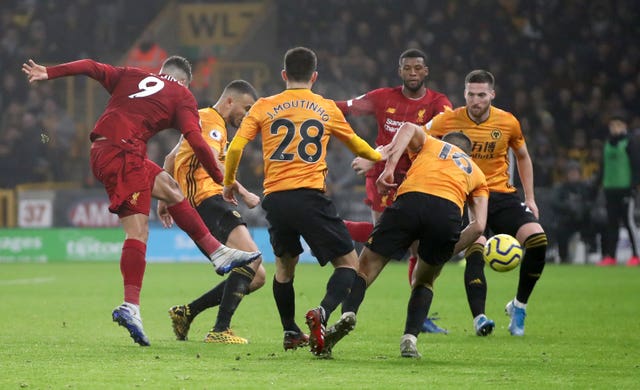 Firmino fires Liverpool to win at Wolves