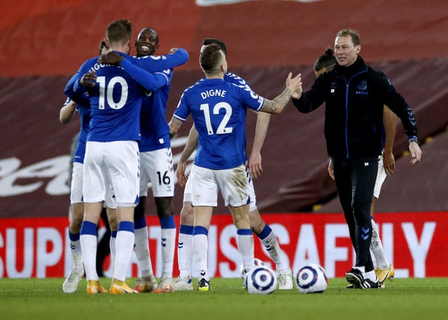 Everton assistant manager Duncan Ferguson (right) has not been on the winning side many times in the Merseyside derby