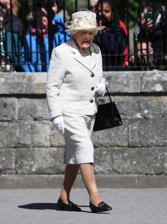 The Queen at the gates at Balmoral (Andrew Milligan/PA)