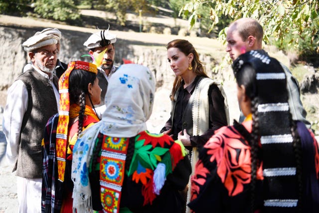 Meeting flood victims