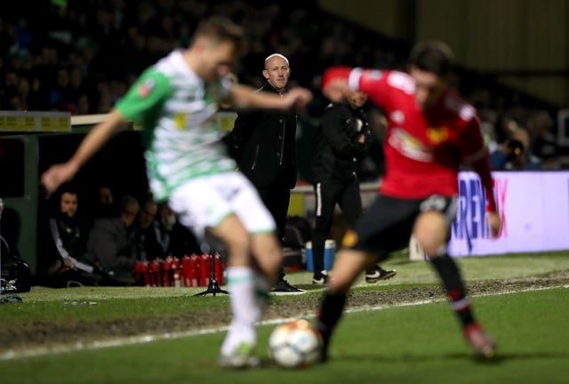 Jose Mourinho hails toughness of debutant Alexis Sanchez