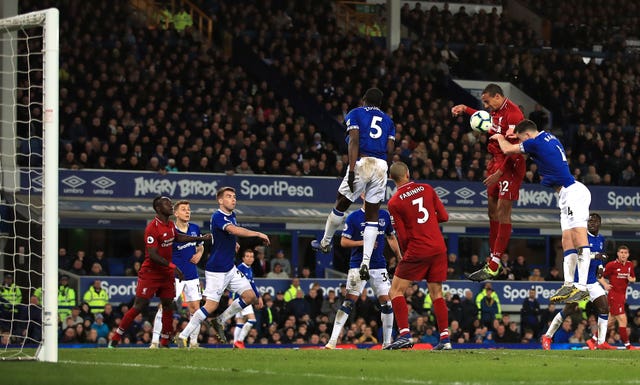 Liverpool fail to regain top spot after goalless draw in Merseyside derby