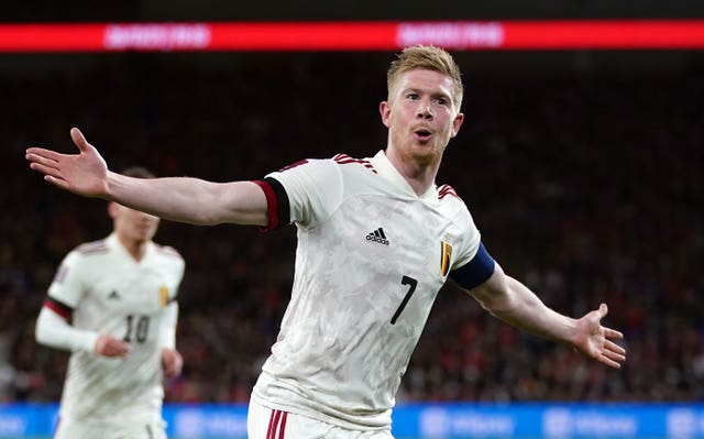 Kevin De Bruyne celebrates Belgium''s opener 