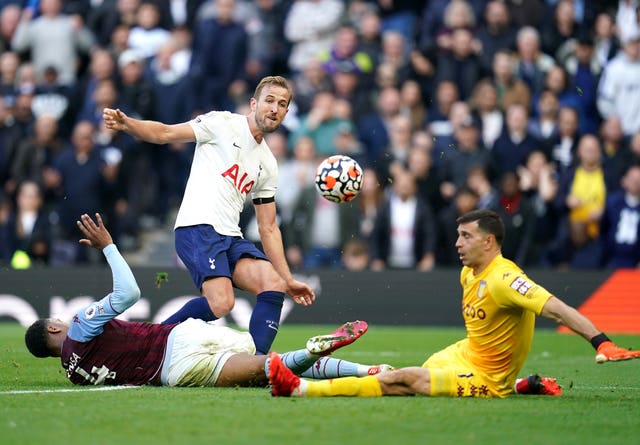Spurs get back to winning ways with important victory over Villa PLZ Soccer Spurs get back to winning ways with important victory over Villa PLZ Soccer