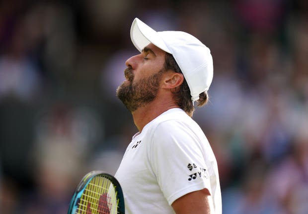 Steve Johnson had an uncomfortable afternoon on Centre Court