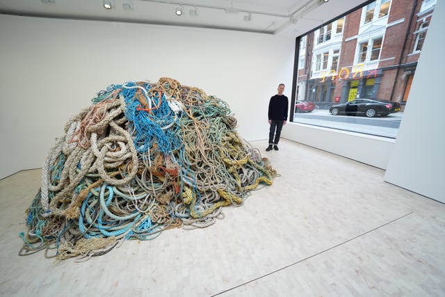 David Shrigley’s ‘Exhibition of Old Rope’