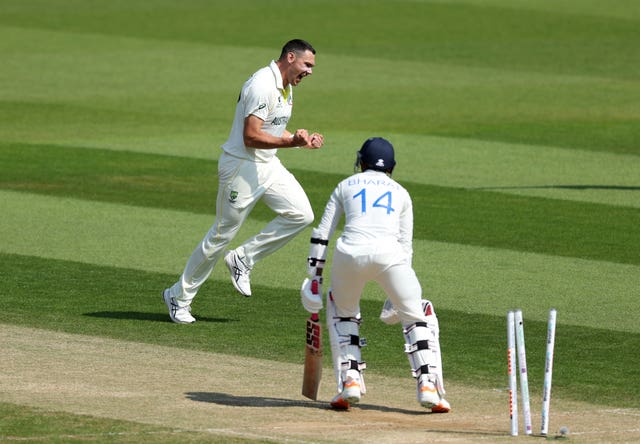 Scott Boland bowls KS Bharat