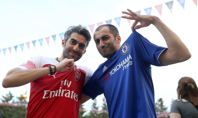 Chelsea and Arsenal Fans in Baku