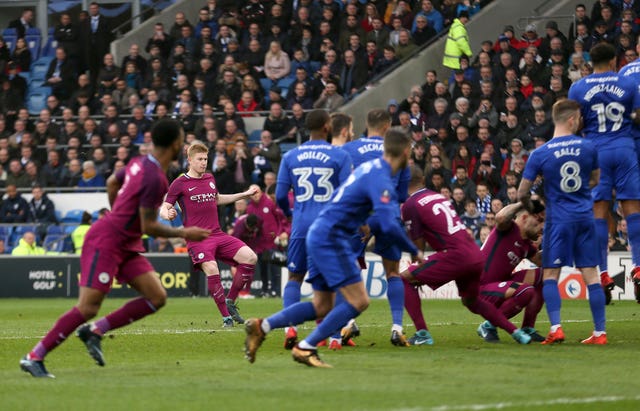 De Bruyne opened the scoring for Manchester City with a clever free-kick