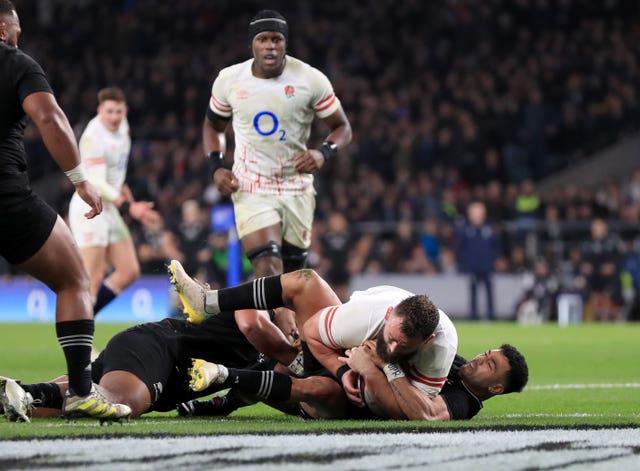 Will Stuart scores a try