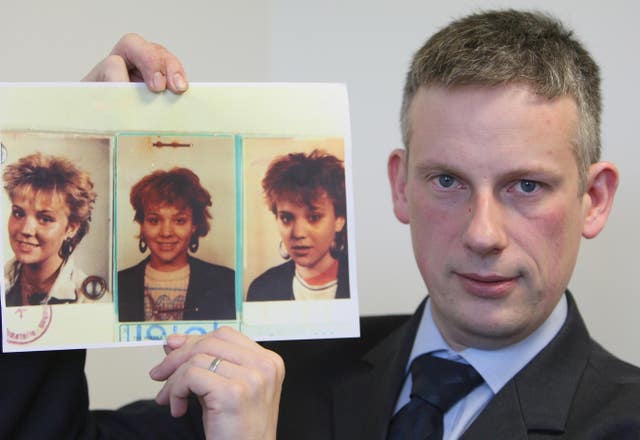 Detective Superintendent Raymond Murray with pictures of murdered German backpacker Inga Maria Hauser (Paul Faith/PA)