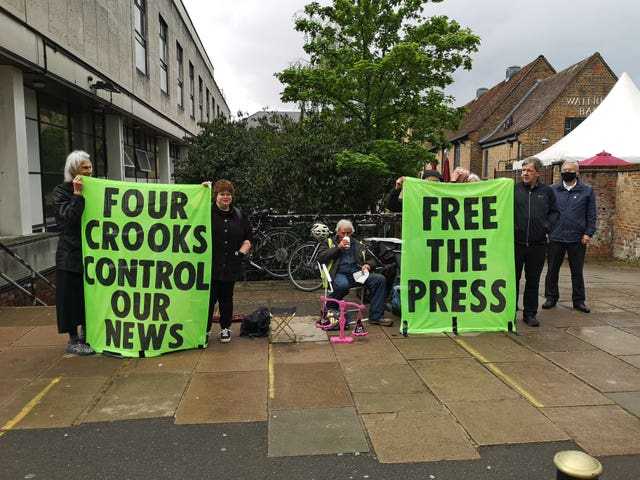 XR Protesters outside court