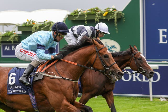 Thunderous landed the Dante at York