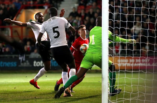 Ben Woodburn scores Wales'' winner