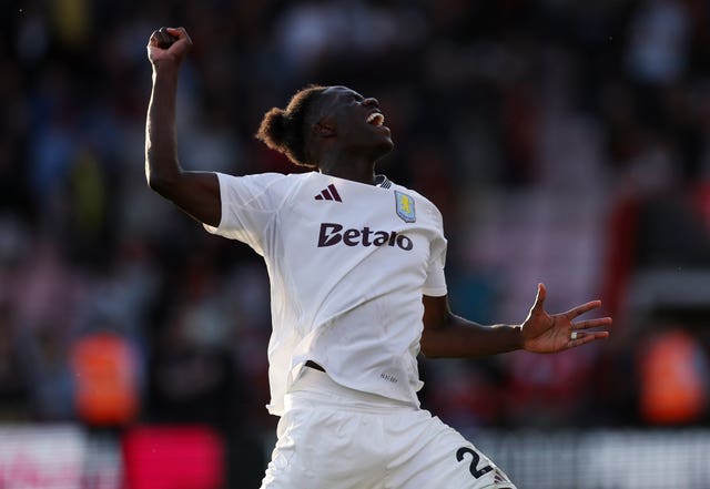 Aston Villa’s Amadou Onana celebrates