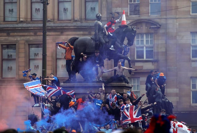 Disorder in George Square