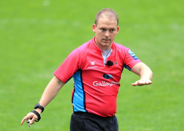 Referee Ian Tempest has accepted an apology from Tom Youngs