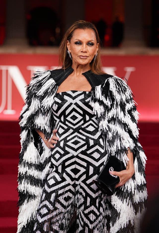 Vanessa Williams poses at The Devil Wears Prada 2 photocall