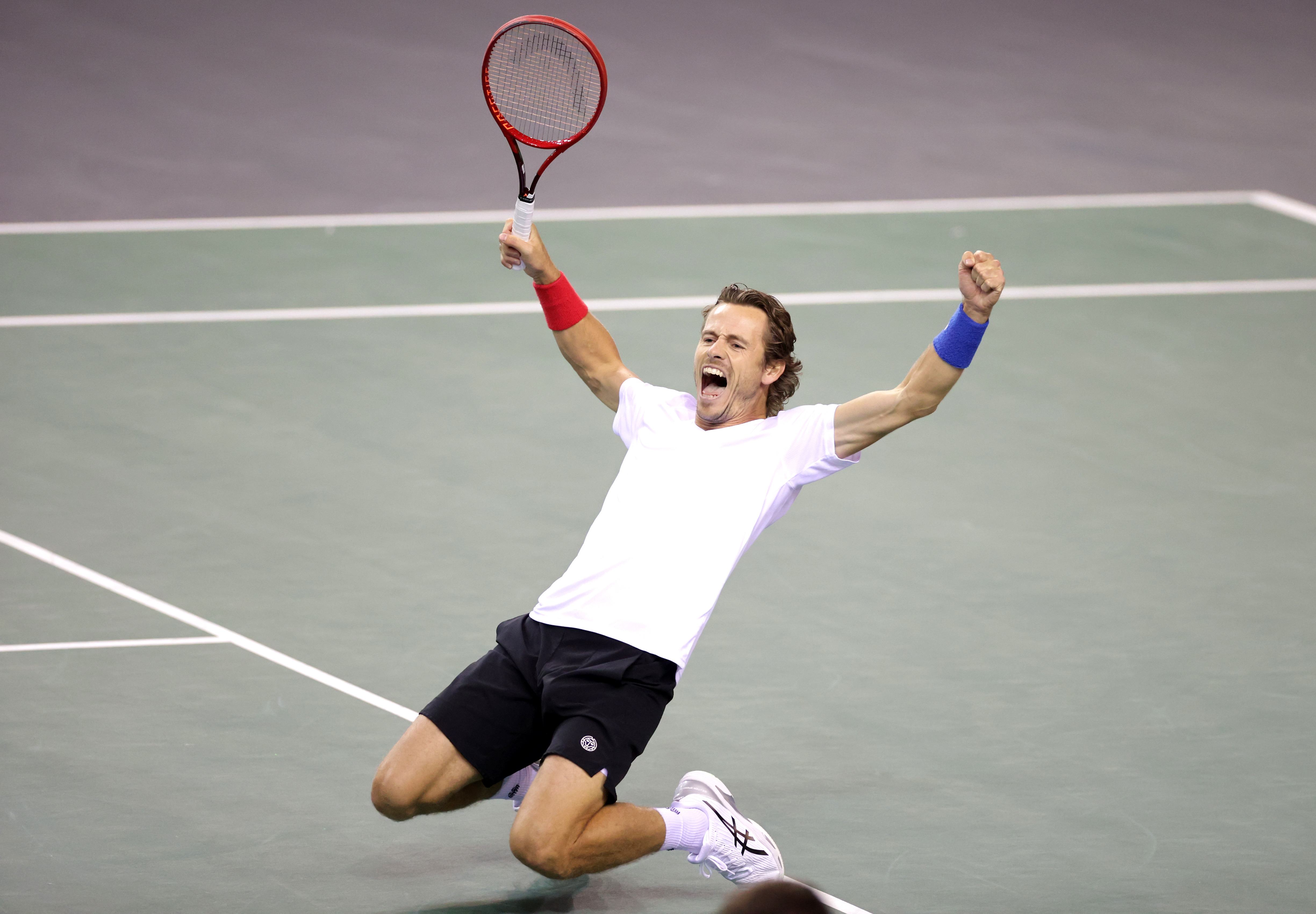 Netherlands’ Wesley Koolhof celebrates their doubles victory