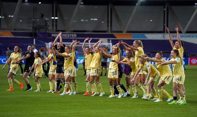 Belgium reach quarter-finals of Euro 2022 with narrow victory over Italy