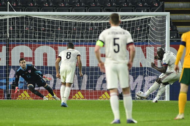 Romelu Lukaku converts from the penalty spot