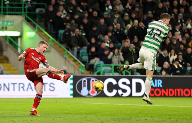 Celtic score lucky winner as Scott Brown suffers injury and defeat on return