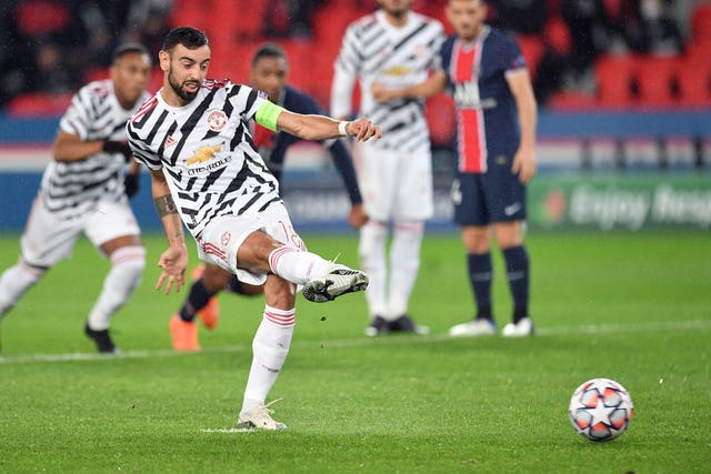 Fernandes scored his penalty at the second attempt