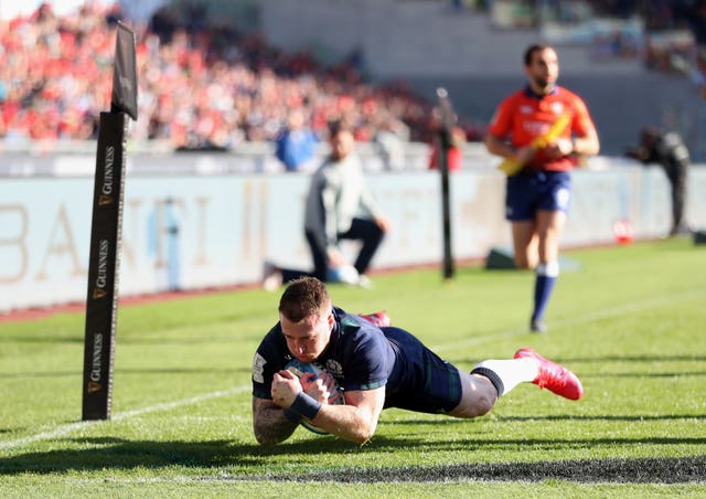 Hogg scores one of the tries of the tournament