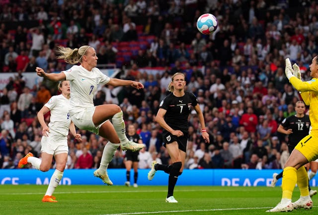 Beth Mead scores the winner for England