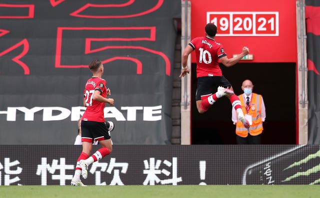 Southampton's Che Adams (right) celebrates