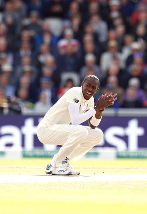 Jofra Archer missed the chance to get Steve Smith out