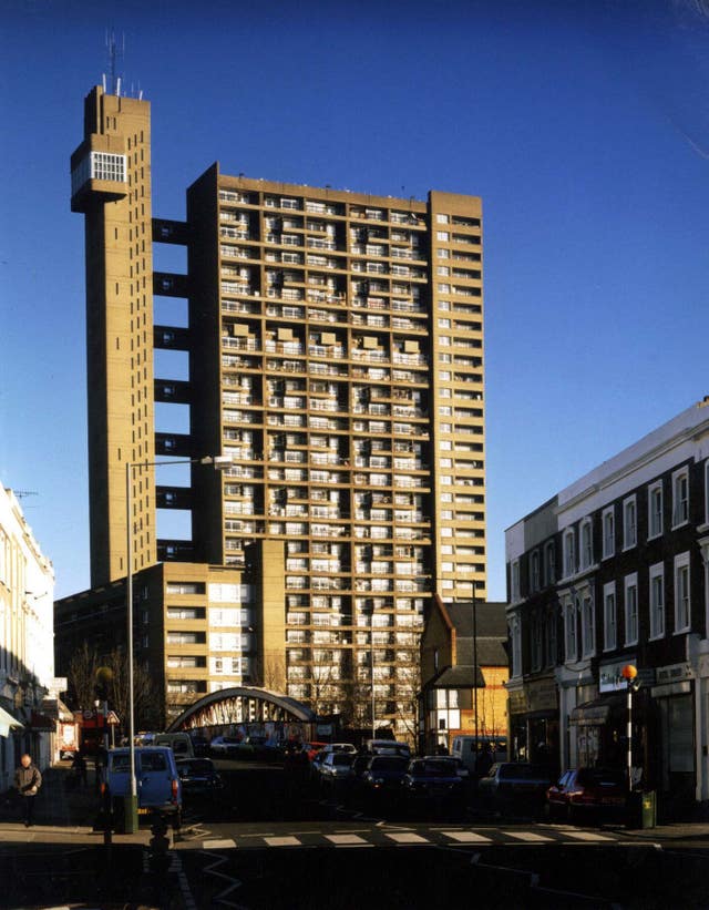 SOCIAL Listing Trellick Tower