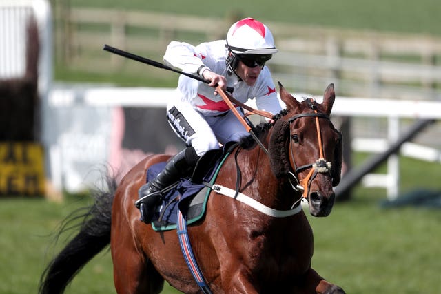 Gold Miner and Brian Hughes on their way to victory
