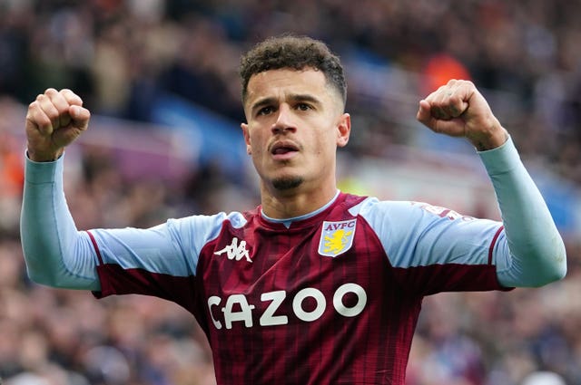 Philippe Coutinho celebrates scoring