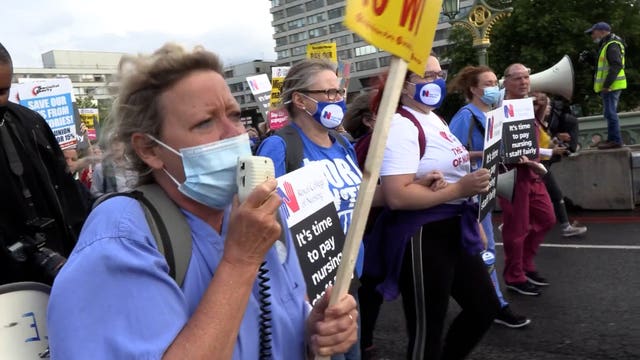 Janet Maiden speaks to health workers