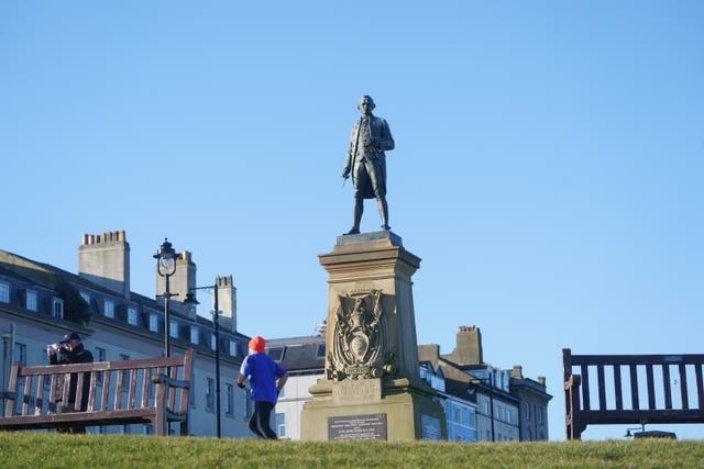Captain Cook statue