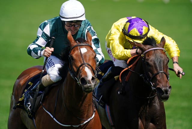 Magical Lagoon (left) was just too good for Sea Silk Road in the Ribblesdale