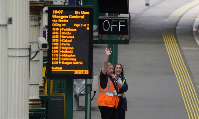 Rail and Tube strikes