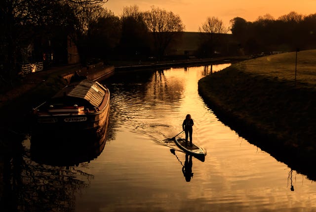 Joanna Moseley pledges support for Canal and River Trust’s Plastics Challenge