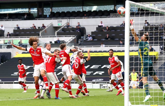 A goal from Toby Alderweireld ensured Jose Mourinho tasted success in his first north London derby in charge of Tottenham