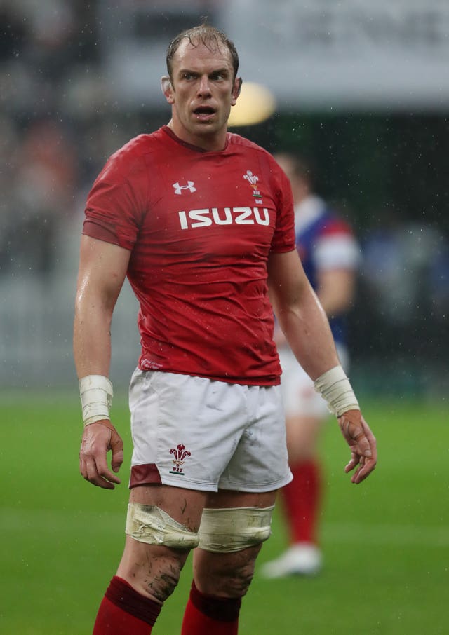 Shane Williams says Wales captain Alun Wyn Jones will bait England throughout the game
